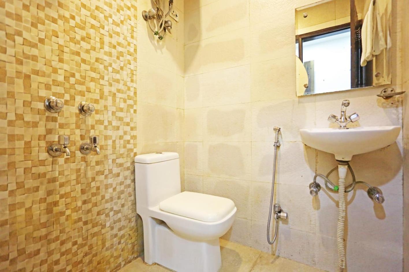 Hotel Broadway Near Delhi Airport New Delhi Exteriör bild
